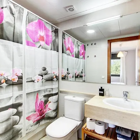 Mileni 2 2 1 1 - Barneda Premium Apartment Roses